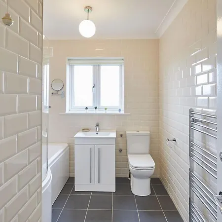 Host & - Coach Holiday home *